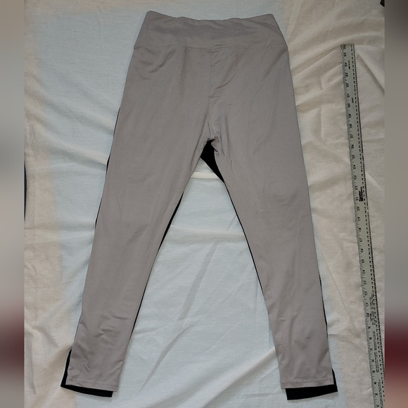 Set of 6 Leggings, Size L-XL - Picture 6 of 13